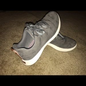 Barely worn clothes!